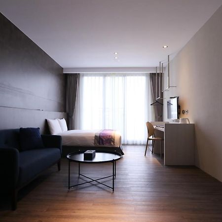 Hotel Hesper Hsr Taichung Buitenkant foto