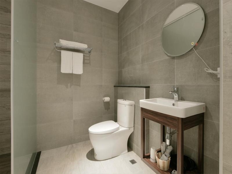Hotel Hesper Hsr Taichung Buitenkant foto