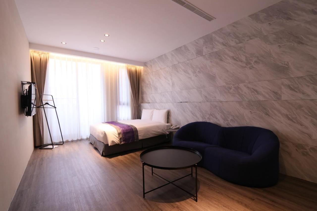 Hotel Hesper Hsr Taichung Buitenkant foto