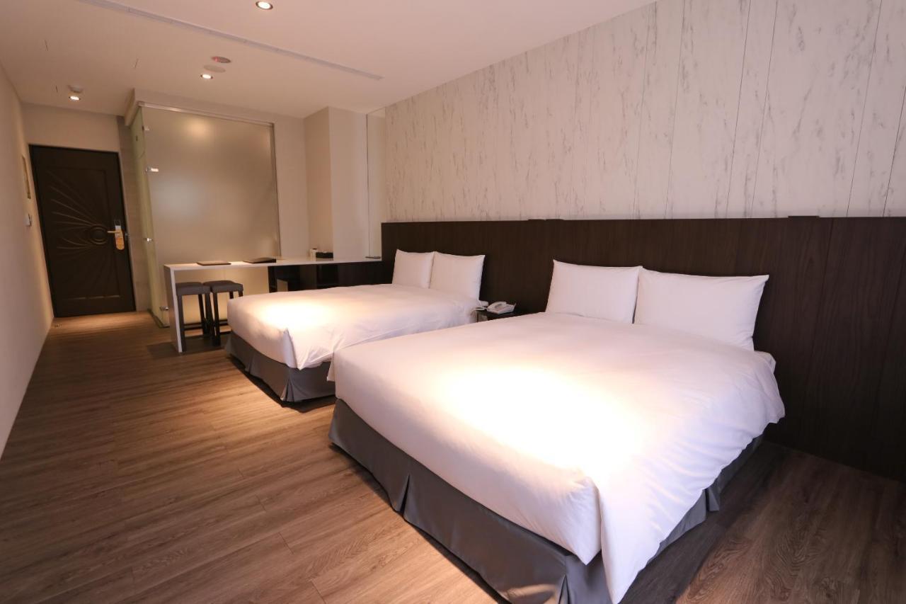 Hotel Hesper Hsr Taichung Kamer foto