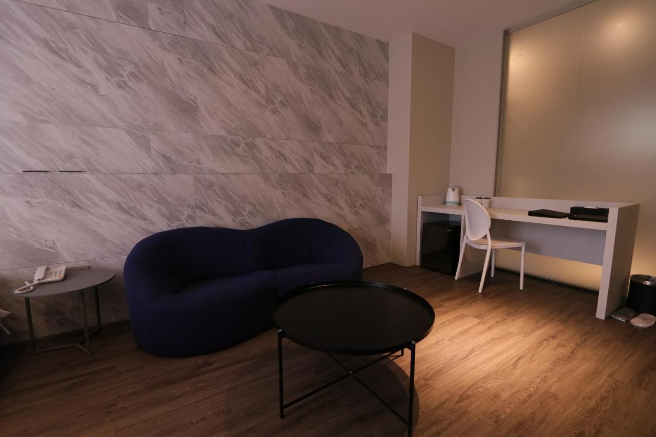 Hotel Hesper Hsr Taichung Kamer foto