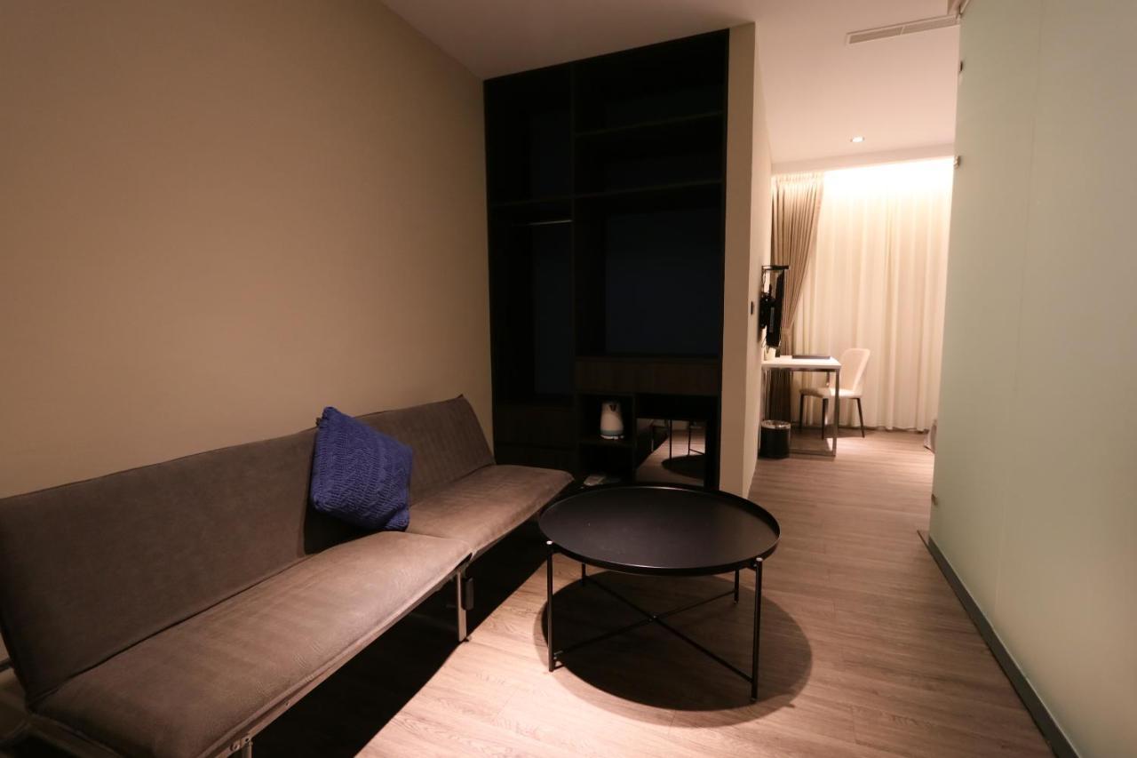 Hotel Hesper Hsr Taichung Kamer foto