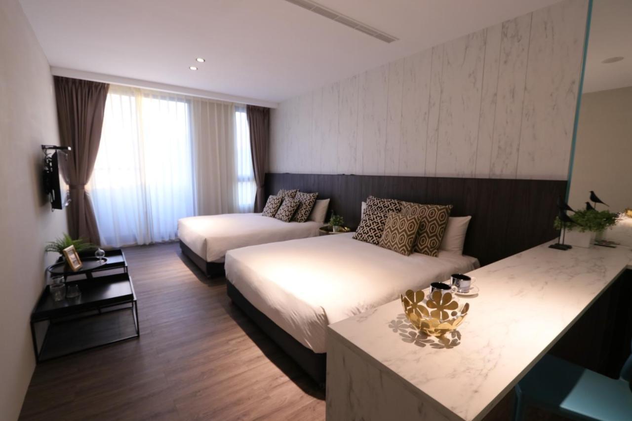 Hotel Hesper Hsr Taichung Buitenkant foto