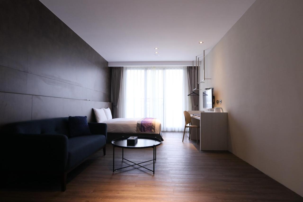 Hotel Hesper Hsr Taichung Buitenkant foto