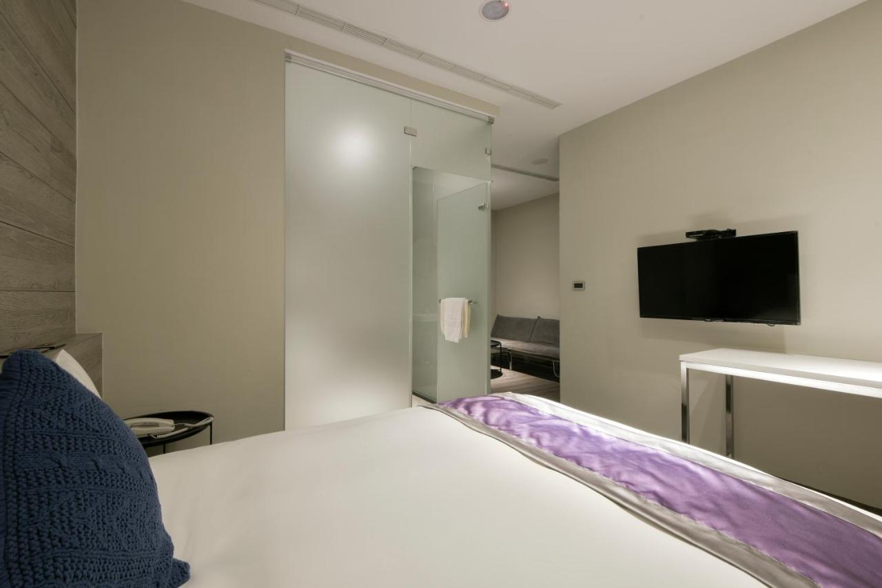 Hotel Hesper Hsr Taichung Buitenkant foto