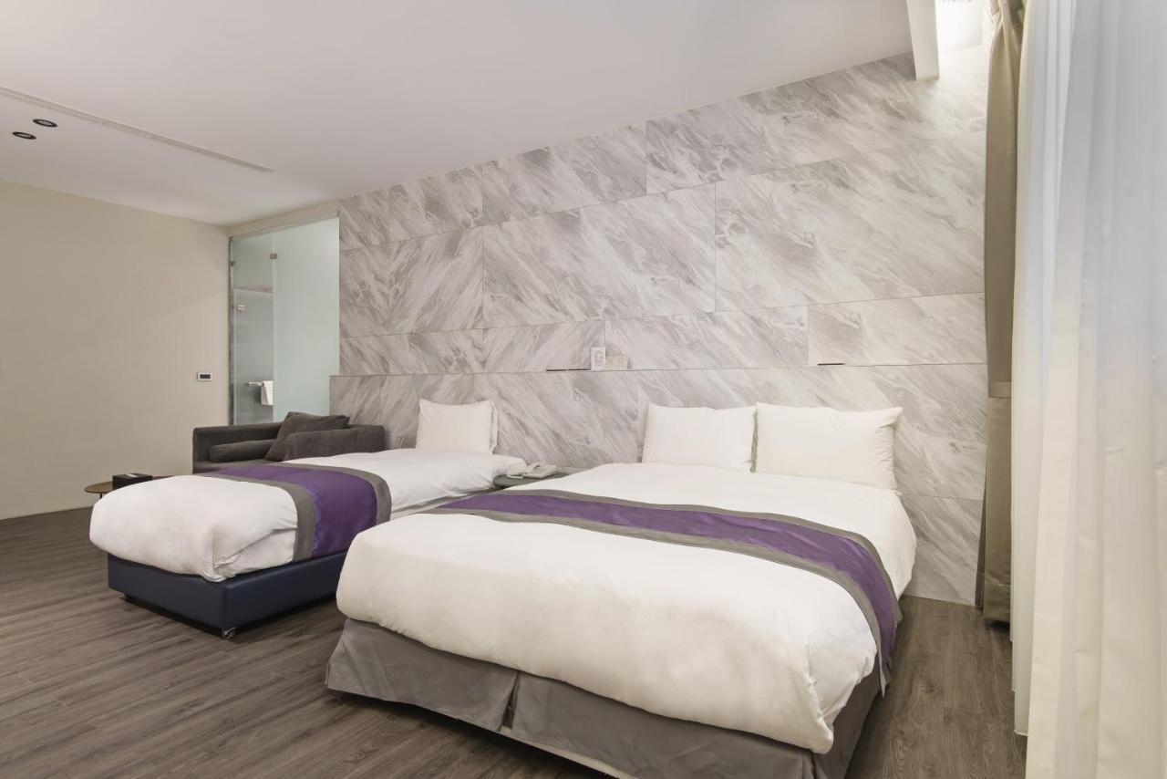 Hotel Hesper Hsr Taichung Buitenkant foto