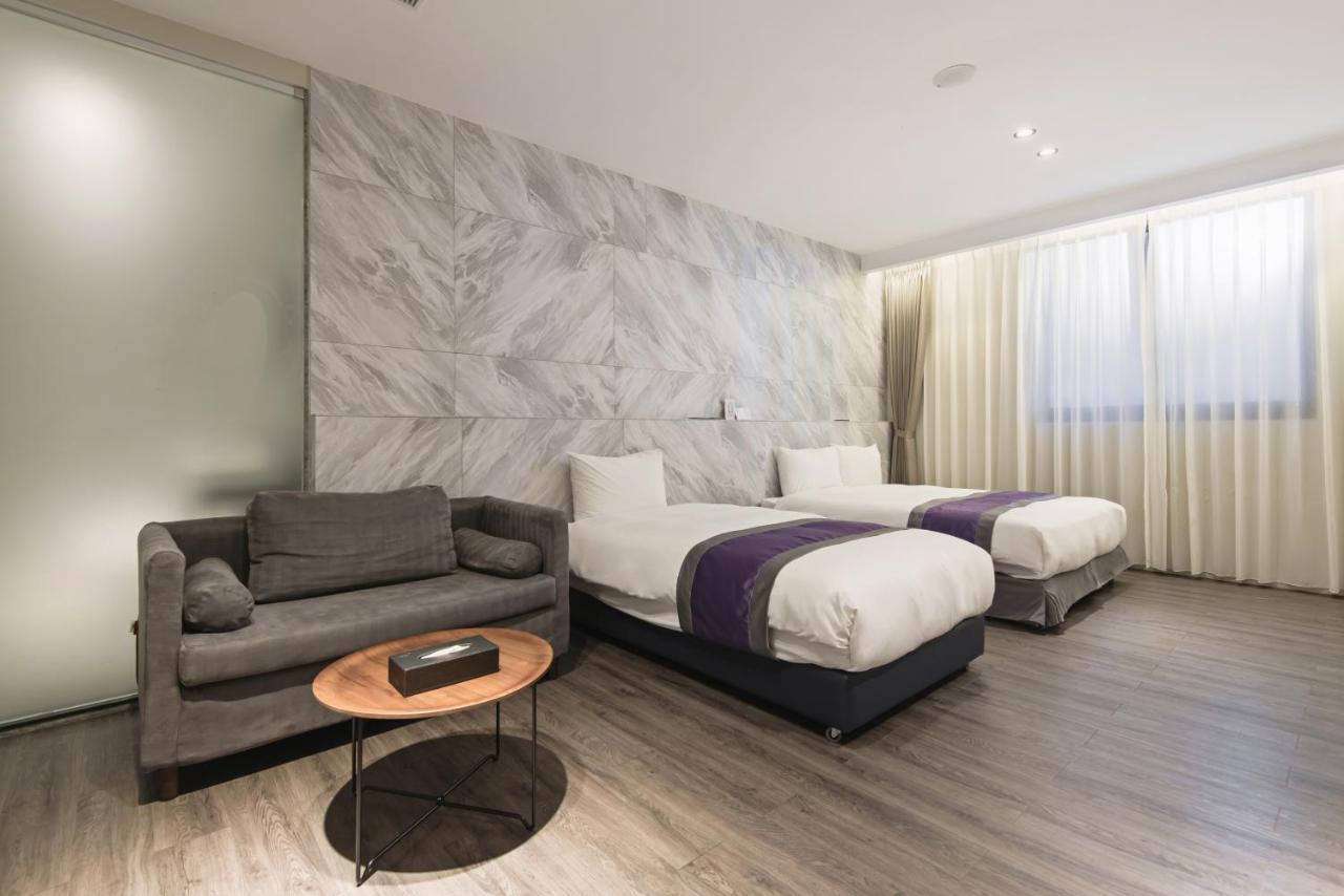 Hotel Hesper Hsr Taichung Buitenkant foto
